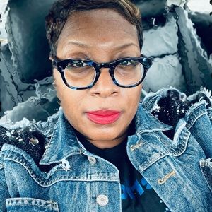 Meet your Posher, Keisha